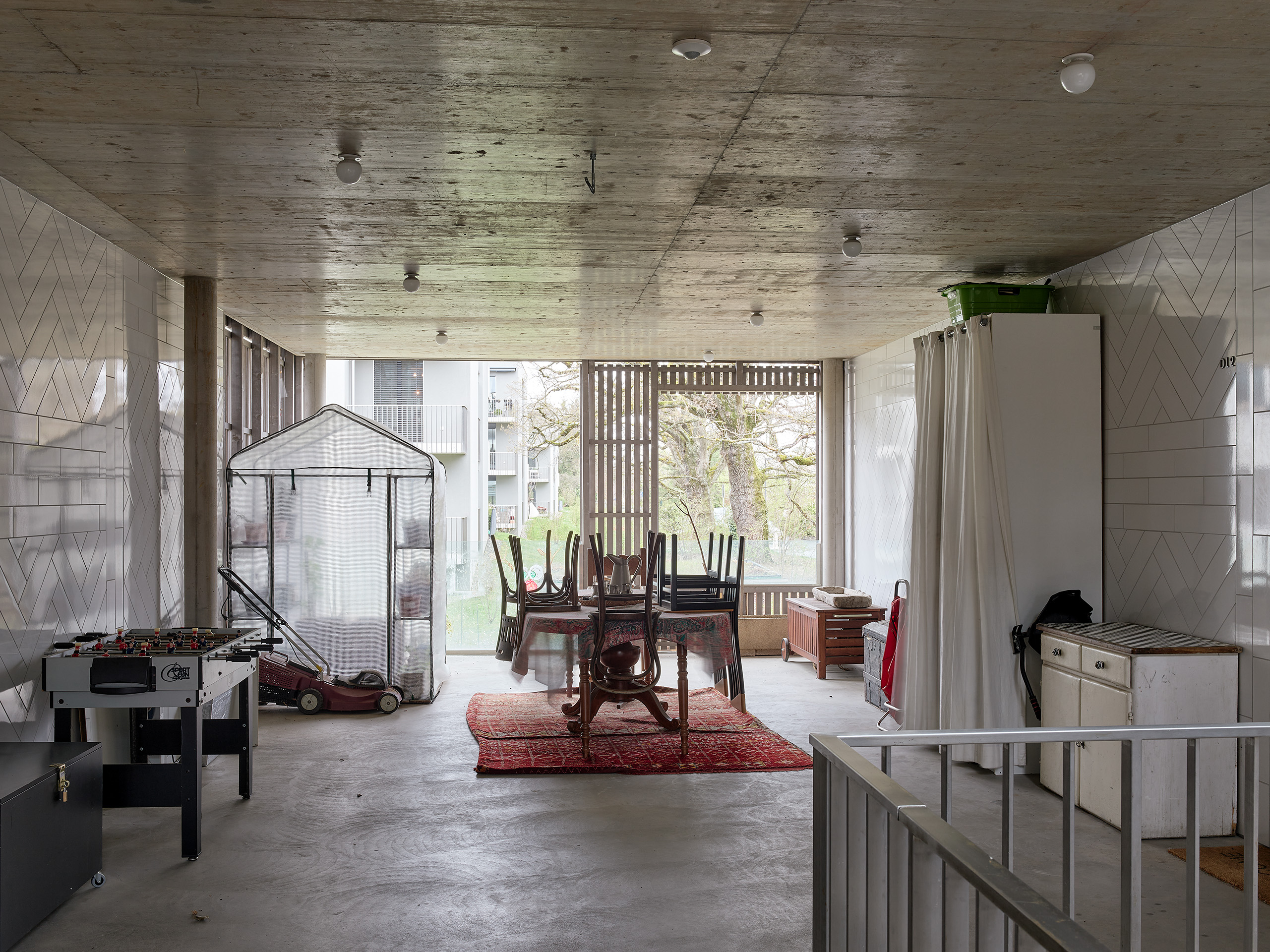 Ahp0076 AIQ4 008354 J2560